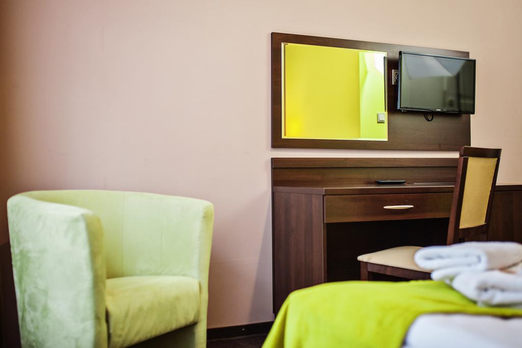 Ttrooms Poznan Bagian luar foto