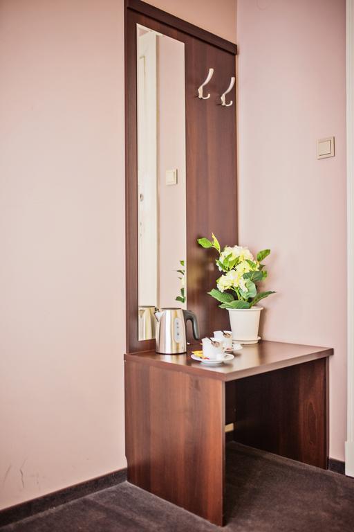 Ttrooms Poznan Bagian luar foto