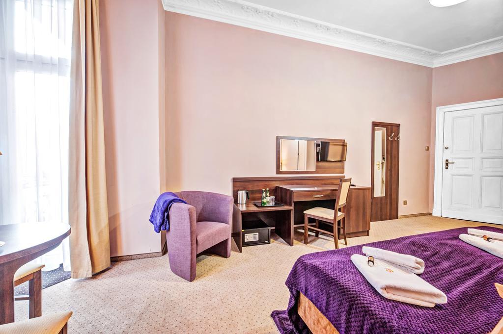 Ttrooms Poznan Bagian luar foto